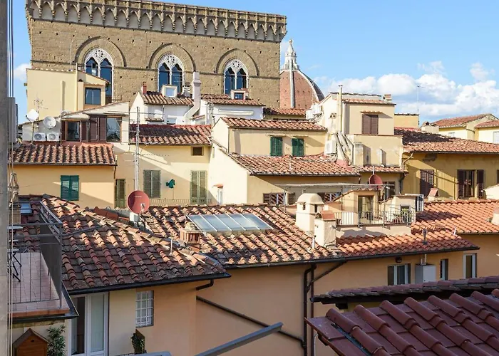 The Signoria - Charming Florenz