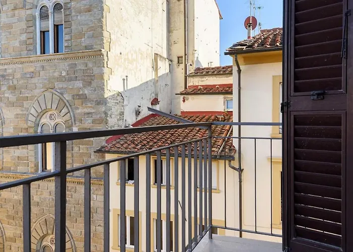 The Signoria - Charming Florenz